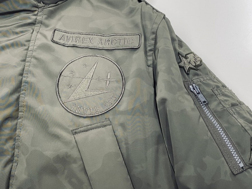 アメカジブランドのAVIREX