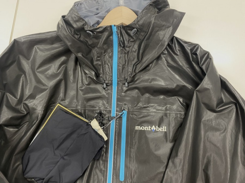 アウトドアブランドのmont・bell