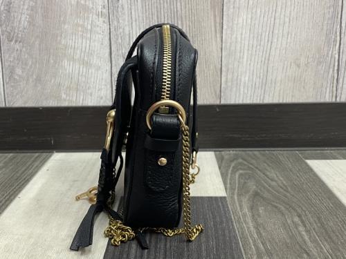 シーバイクロエのカメラレザーバック