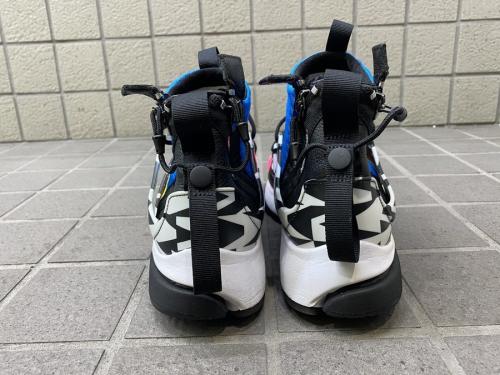 ナイキ×アクロニウムのAIR PRESTO MID