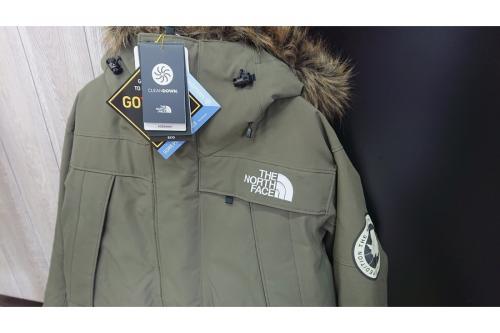 ザノースフェイスのアークティカパーカー