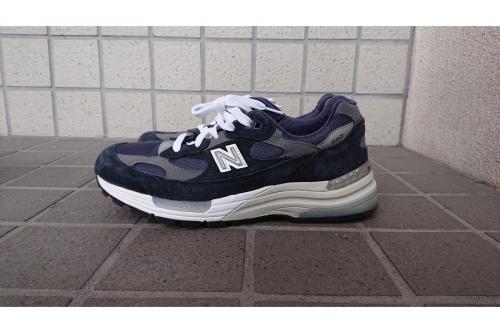 ニューバランスのM992GG　M992BL