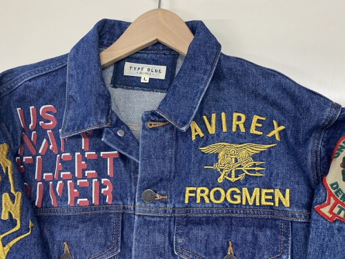 アメカジブランドのAVIREX TYPE BLUE