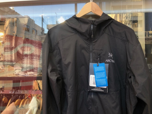 アウトドアブランドのARC'TERYX