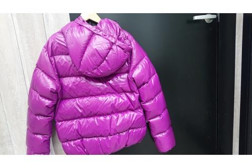 デュベティカのダウンジャケット