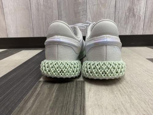 アディダスの古着買取