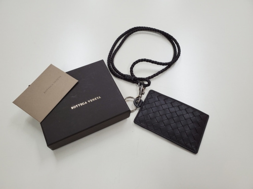 ラグジュアリーブランドのBOTTEGA VENETA