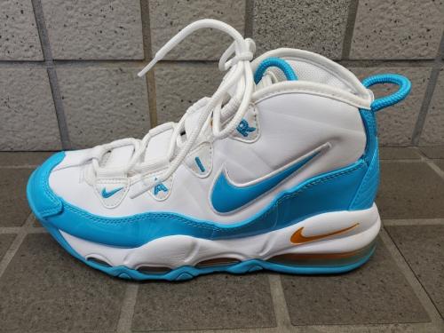 ナイキのAIR MAX UPTEMPO 95