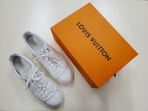 ラグジュアリーブランドのLOUIS　VUITTON