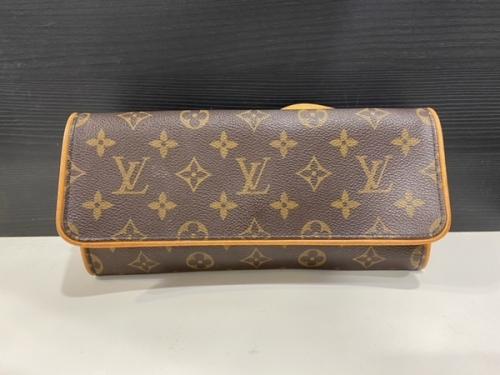 LOUIS VUITTON 　のルイ ヴィトン　