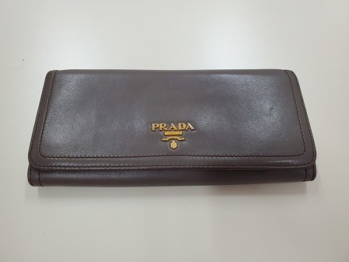ラグジュアリーブランドのPRADA