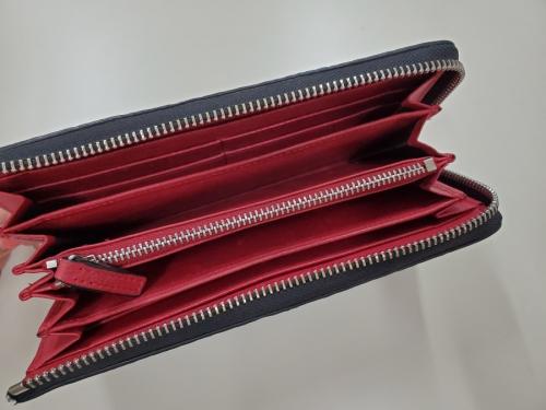 長財布のクロコ