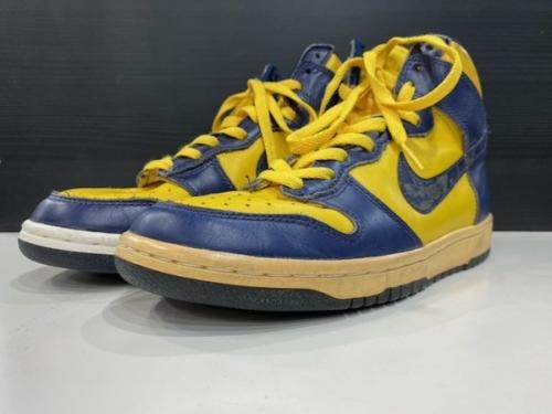 シューズ・バッグのスニーカー