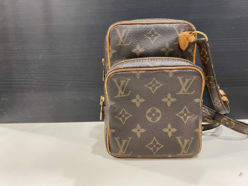 ラグジュアリーブランドのLOUIS VUITTON 　