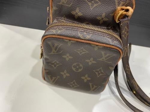 亀戸　古着のショルダーバッグ