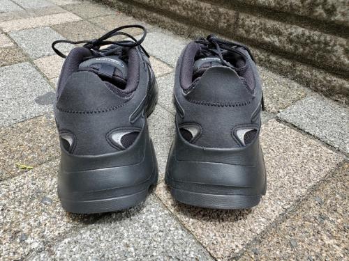 リーボックのロイヤルブリッジ