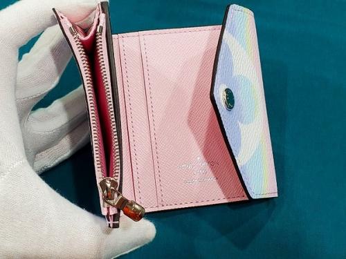 ポルトフォイユ・ゾエの三つ折り財布