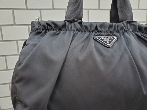 ラグジュアリーブランドのPRADA