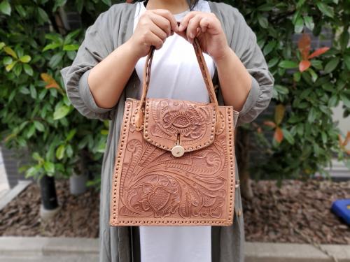 Carving Tribesのカービングトライブス