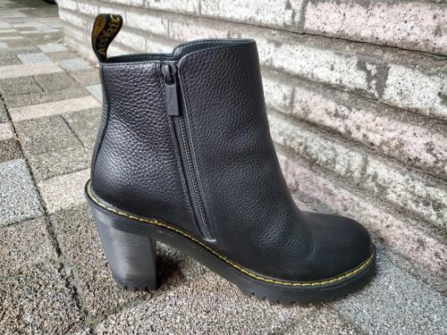 マグダレナブーツのMAGDALENA