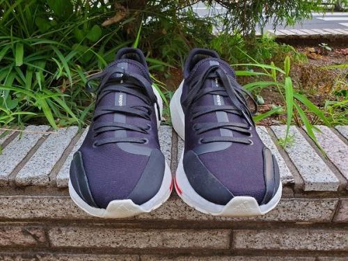 Y-3のワイスリー