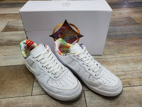 スニーカーのNIKE