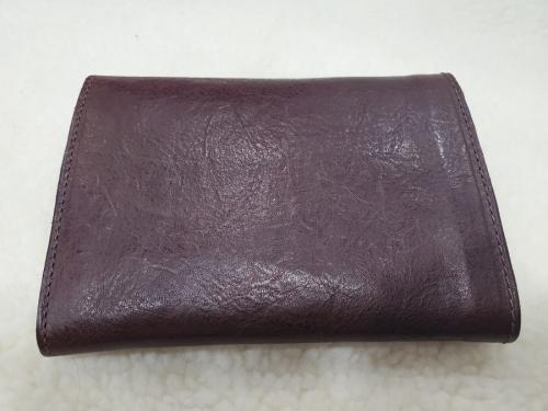 イルビゾンテのレザーウォレット