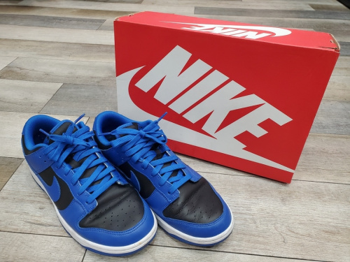 スニーカーのNIKE