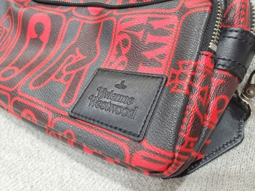 ラグジュアリーブランドのVivienne Westwood