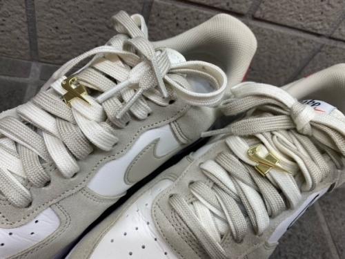 ナイキのスニーカー