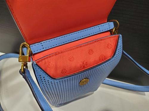 ショルダーポーチのスマホケース