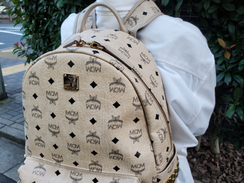 ラグジュアリーブランドのMCM