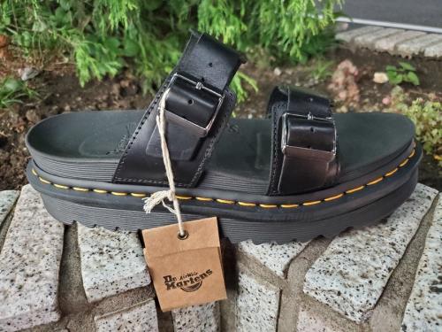 ドクターマーチンのMYLES