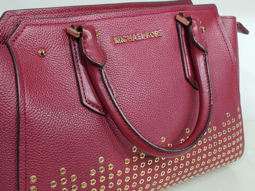 ラグジュアリーブランドのMICHAEL KORS