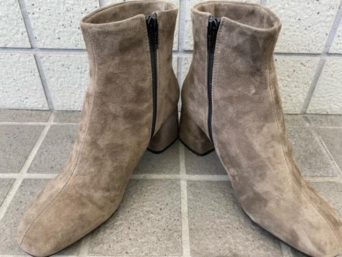 ファビオルスコーニのブーツ