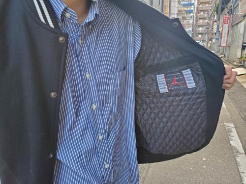 レザースリーブスタジャンのJORDAN