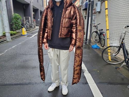 メタリックパファージャケットの4WAYジャケット