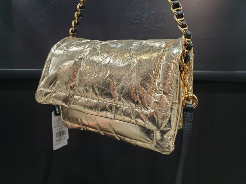 ラグジュアリーブランドのMARC JACOBS