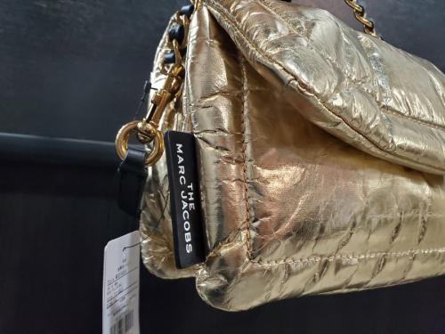 マークジェイコブスのPillowショルダーバッグ