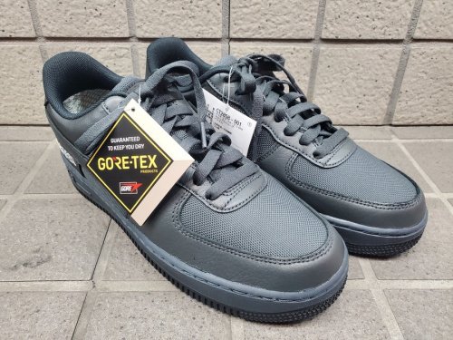 スニーカーのNIKE