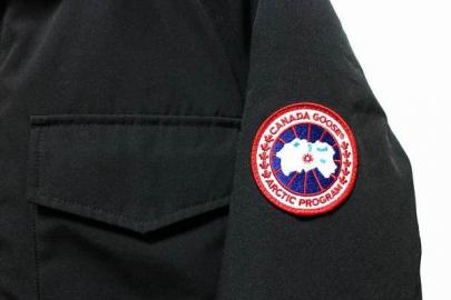 「メンズのCANADA GOOSE 」