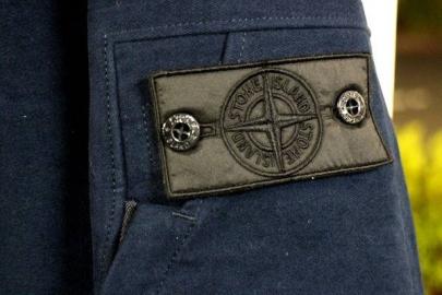 「STONE ISLANDのストーンアイランド 」