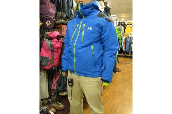 アウトドアシーズン到来！ ソフトシェル、マウンテンパーカー強化買取