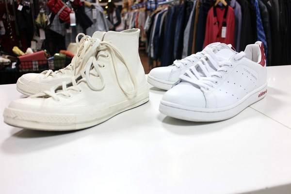 レア物コンバース アディダス 定番スニーカーやレア物スニーカーまでスニーカーならトレファクスタイル町田 成瀬店におまかせです 14 05 発行