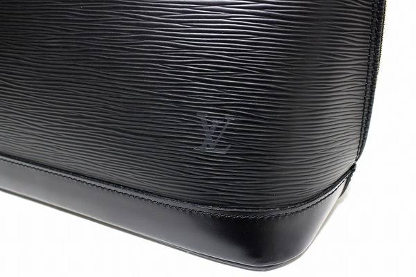 □漆黒のLOUIS VUITTON(ルイ・ヴィトン)エピ・アルマが入荷です □漆黒のLOUIS VUITTON(ルイ・ヴィトン)エピ・アルマが入荷です