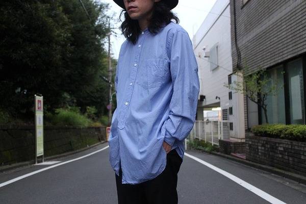 素材に拘った日本人の為の一着。COMOLI(コモリ)ベタシャンバンドカラー