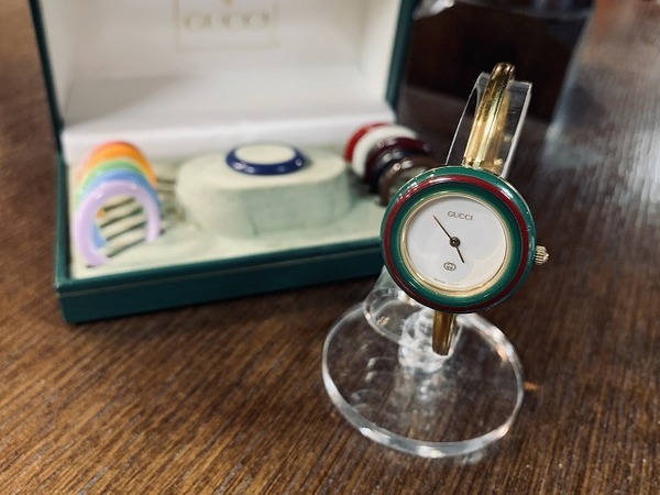 宮266/ GUCCI グッチ チェンジベゼル レディース クオーツ 箱付