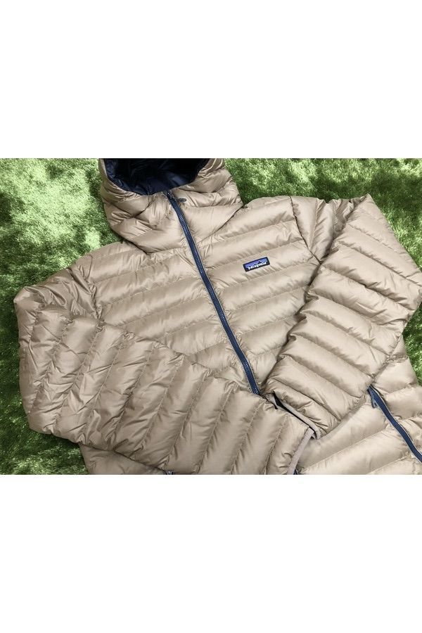 Patagonia／パタゴニア】ダウンセーターフーディーの入荷。84701