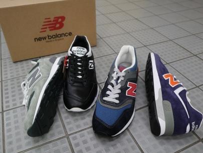 「スニーカーのNEW BALANCE 」