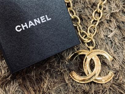 「ラグジュアリーブランドのCHANEL 」